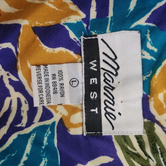 Vintage Marnie West Floral Shorts Romper - Picture 5 of 6